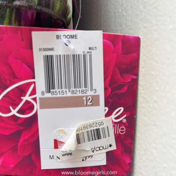 Beautiful flower print dress!  NEW - Picture 6 of 6